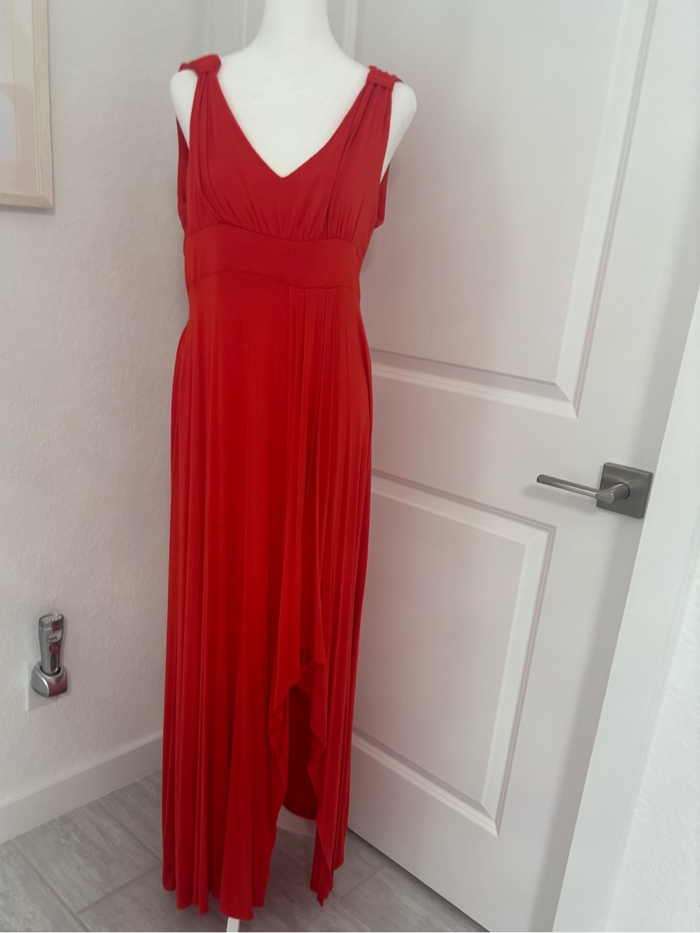 Spence V-Neck Sleeveless Maxi Dress - Size L